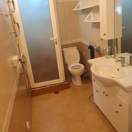 Noah's Seaside * Golem (Tirana)