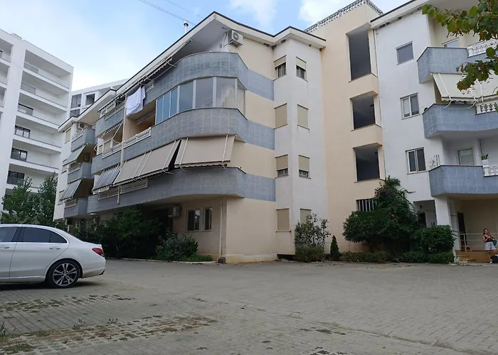 Noah's Seaside * Golem (Tirana)