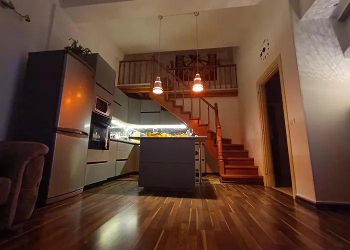 Noah's Seaside * Golem (Tirana)